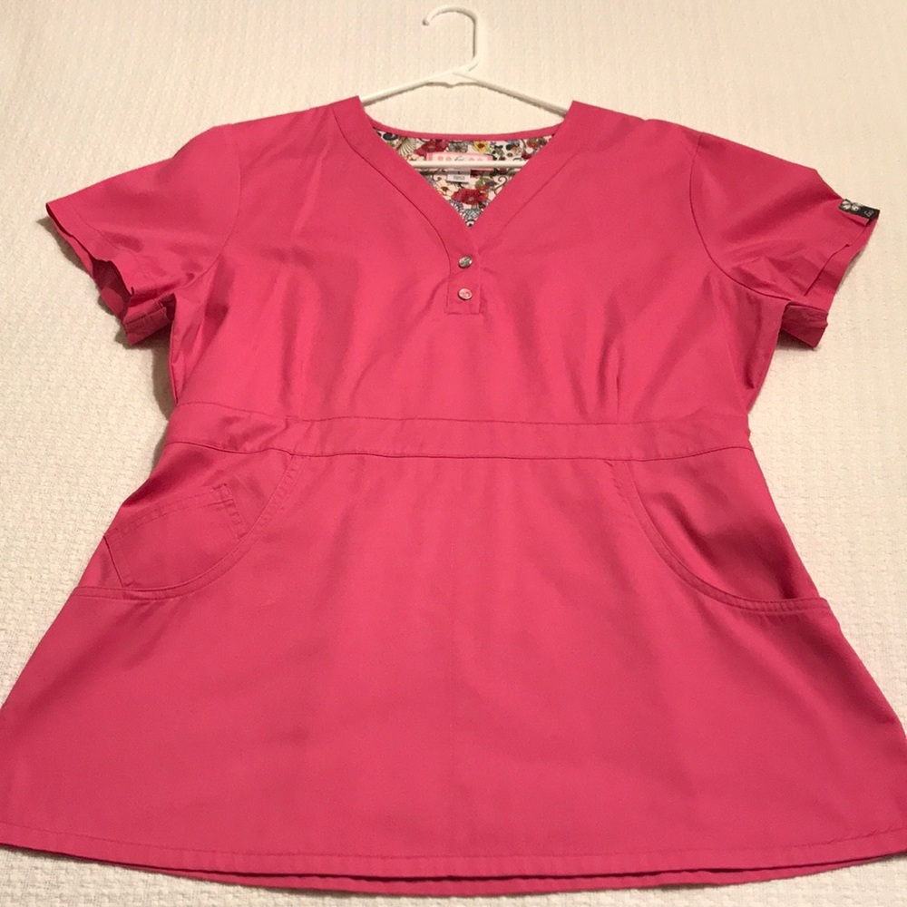 Koi scrub top